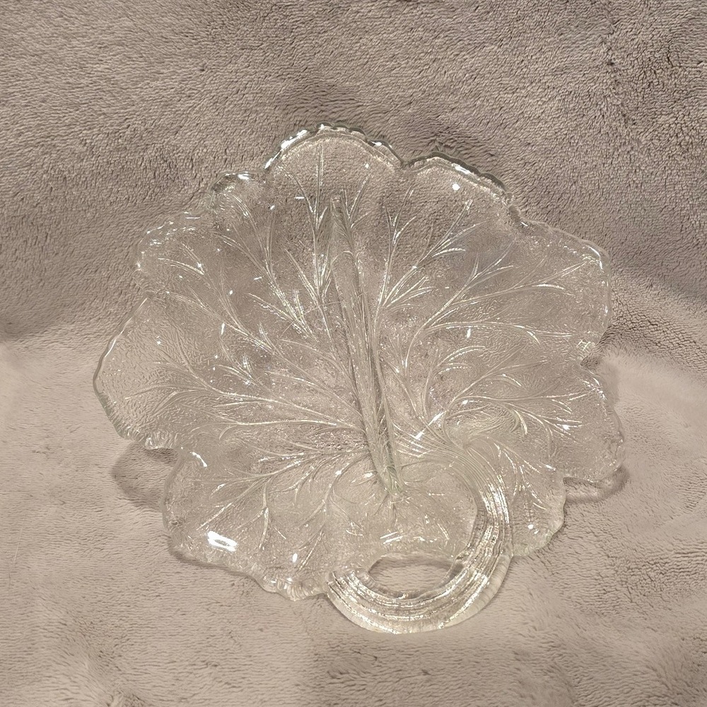 Vintage Indiana Glass Pebble Leaf‎ Pattern Relish Divided Dish 8 Inches